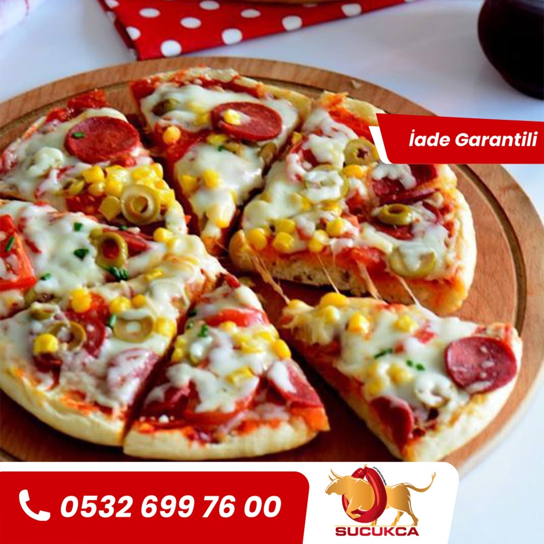 Afyon Sucukları ile Pizzada Lezzet Şöleni: Sucukca'nın Özel Tarifi Afyon Sucukları ile Pizzada Lezzet Şöleni: Sucukca'nın Özel Tarifi